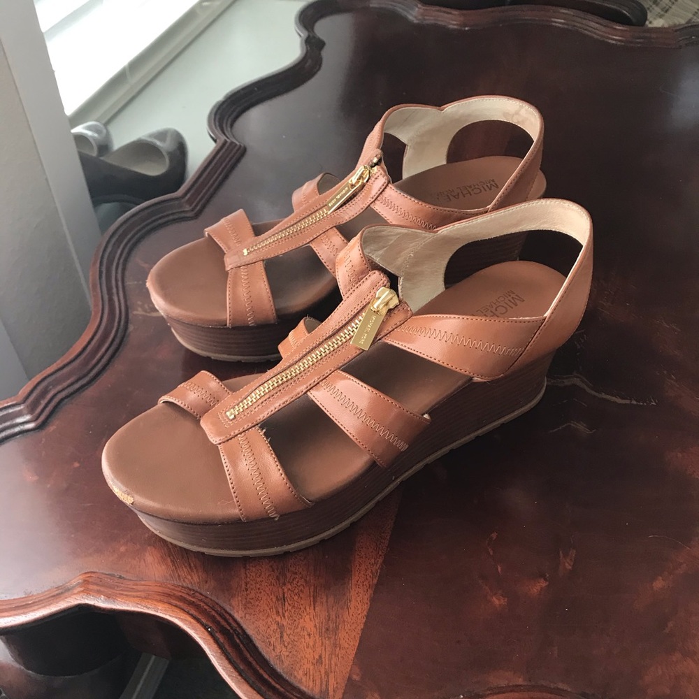 💥BUY 1 GET 1 Michael Kors Leather Platform Sandal